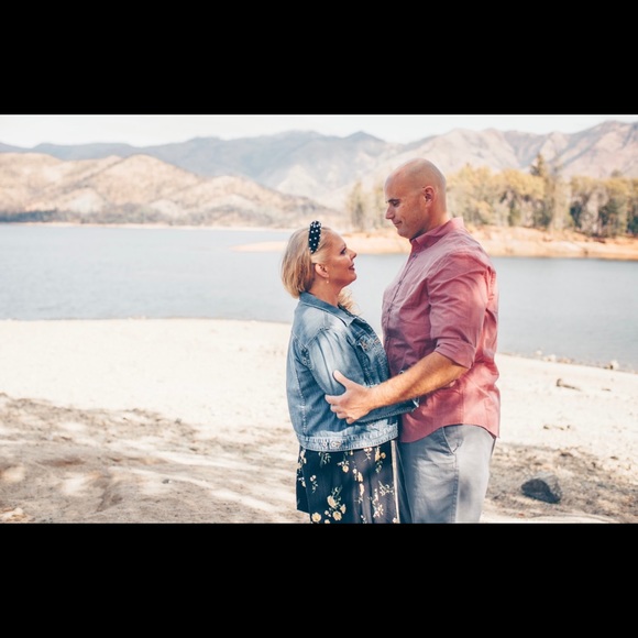 Meet your Posher, Stacy - Picture 2 of 13